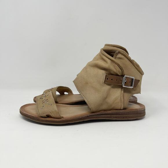 Miz Mooz Forge Leather Studded Gladiator Sandal Womens EU 40/US 9-9.5 Sand Boho - Picture 4 of 8